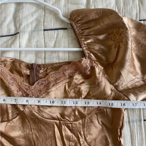 Shein Jacquard Satin Lantern Long Sleeve Mini Dress Gold Size Medium - Picture 8 of 9